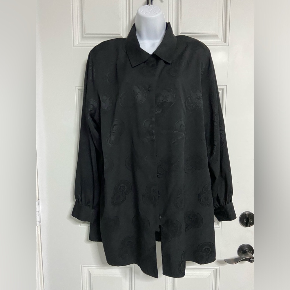 D5- CHRISTIE & JILL Black Satin Shirt Dress